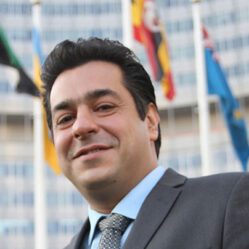 Managing Director
Hossein Vaezi Ashtiani