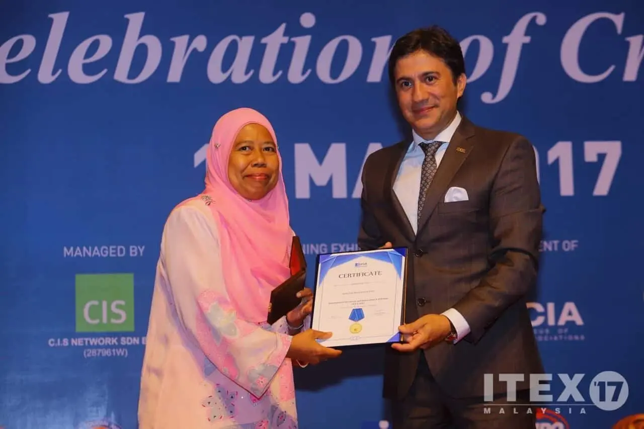 ifia women award
