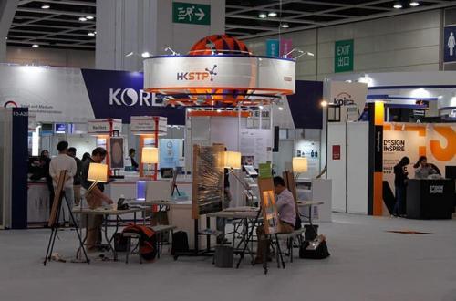 Invention booth in Smartbiz Expo 2017